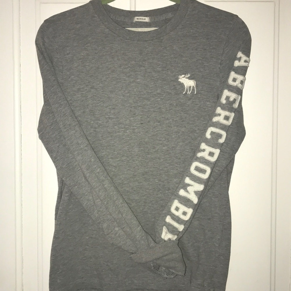 Abercrombie small muscle fit long sleeve-t